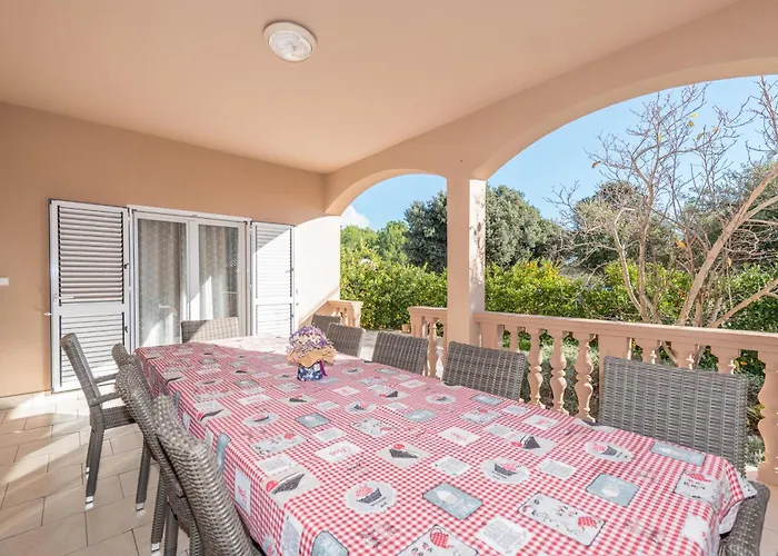 Family Friendly Pool House Ana - Happy Bibinje